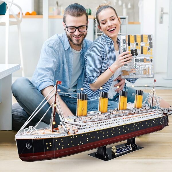 Cubic Fun 3D LED Puzzel Titanic 266 Stukjes - Afbeelding 3