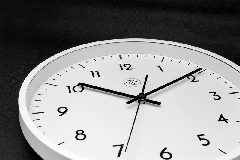 NeXtime NX-7320 Wandklok NXT Diameter 30cm Kunststof Wit, Witte Wijzerplaat - Afbeelding 4