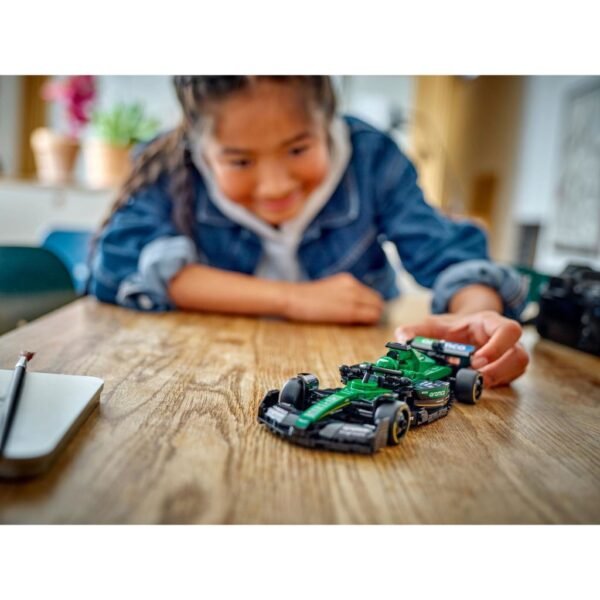 Lego Speed Champions 77245 Aston Martin Aramco F1 AMR24 Racewagen - Afbeelding 4