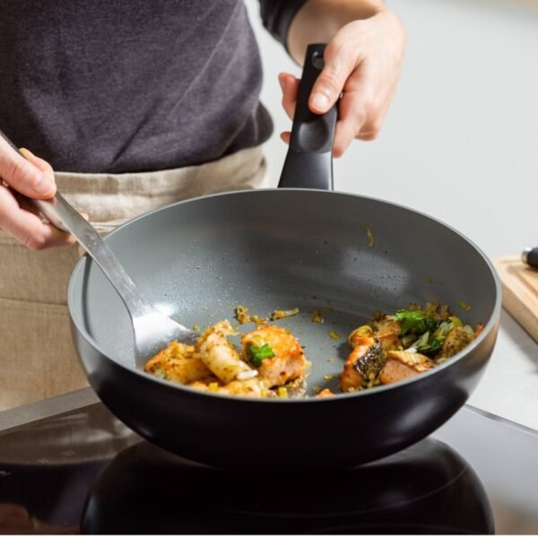 BK Easy Basic Ceramic Wokpan 28 cm Zwart - Afbeelding 4