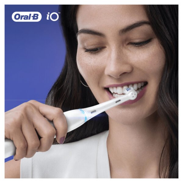 Oral-B iO Ultimate Clean Opzetborstels 2 Stuks - Afbeelding 8